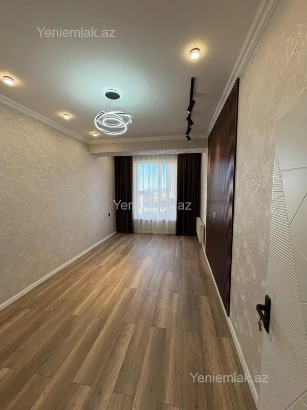Satılır 2 otaqlı yeni tikili 60 m²