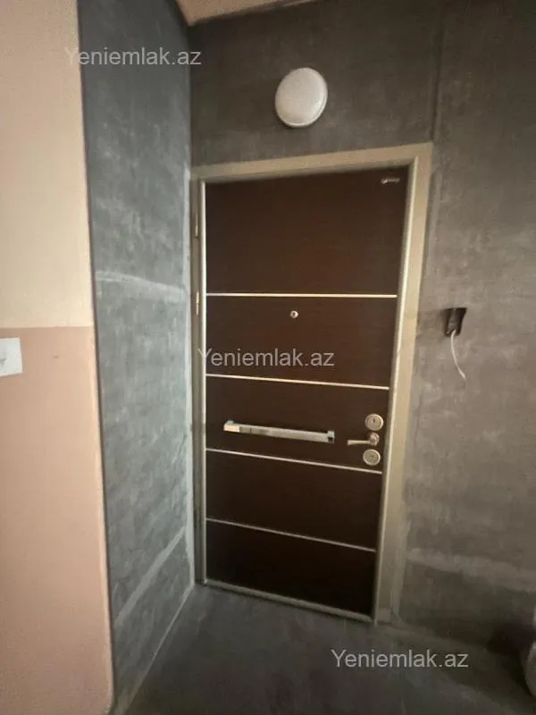 Satılır 2 otaqlı yeni tikili 100 m²