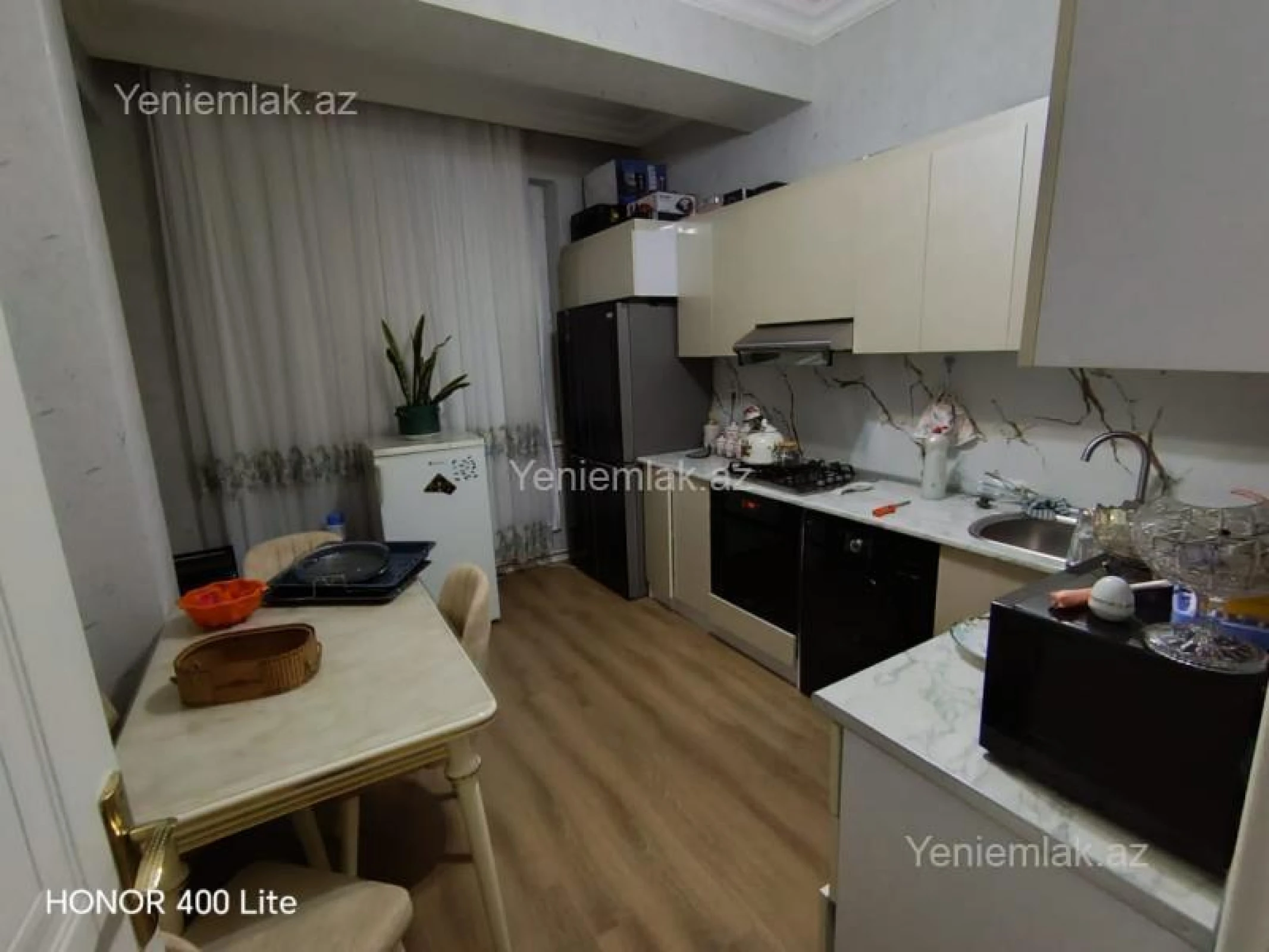 Satılır 2 otaqlı yeni tikili 86 m²