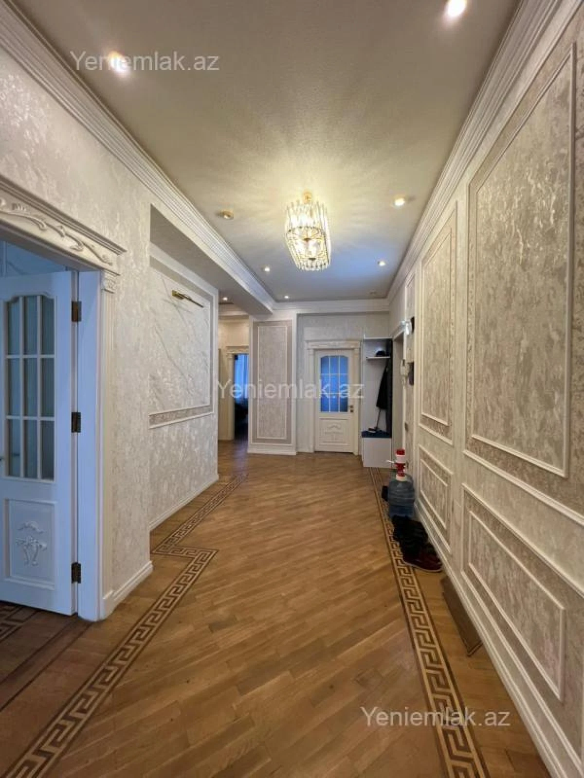 Satılır 3 otaqlı yeni tikili 137 m²