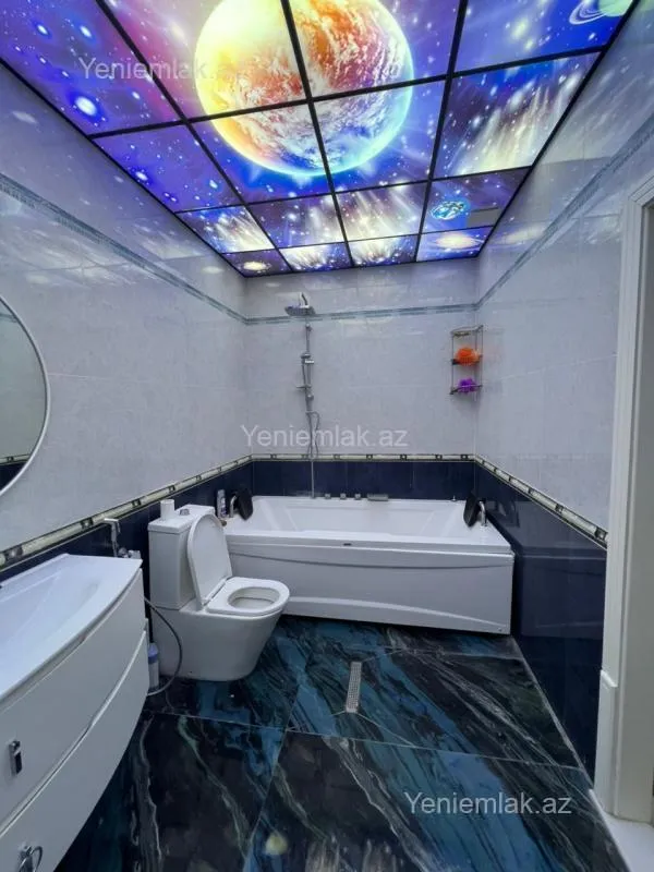 Satılır 3 otaqlı yeni tikili 137 m²