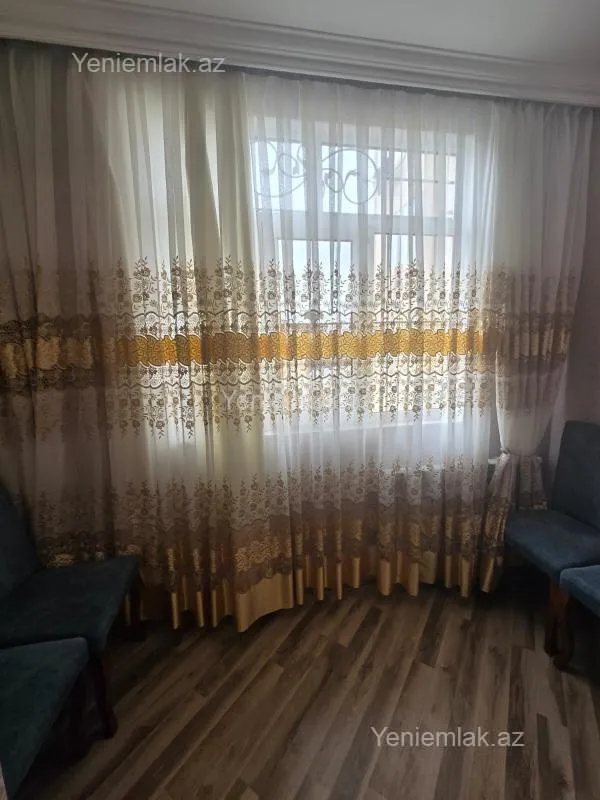 Satılır 2 otaqlı köhnə tikili 45 m²
