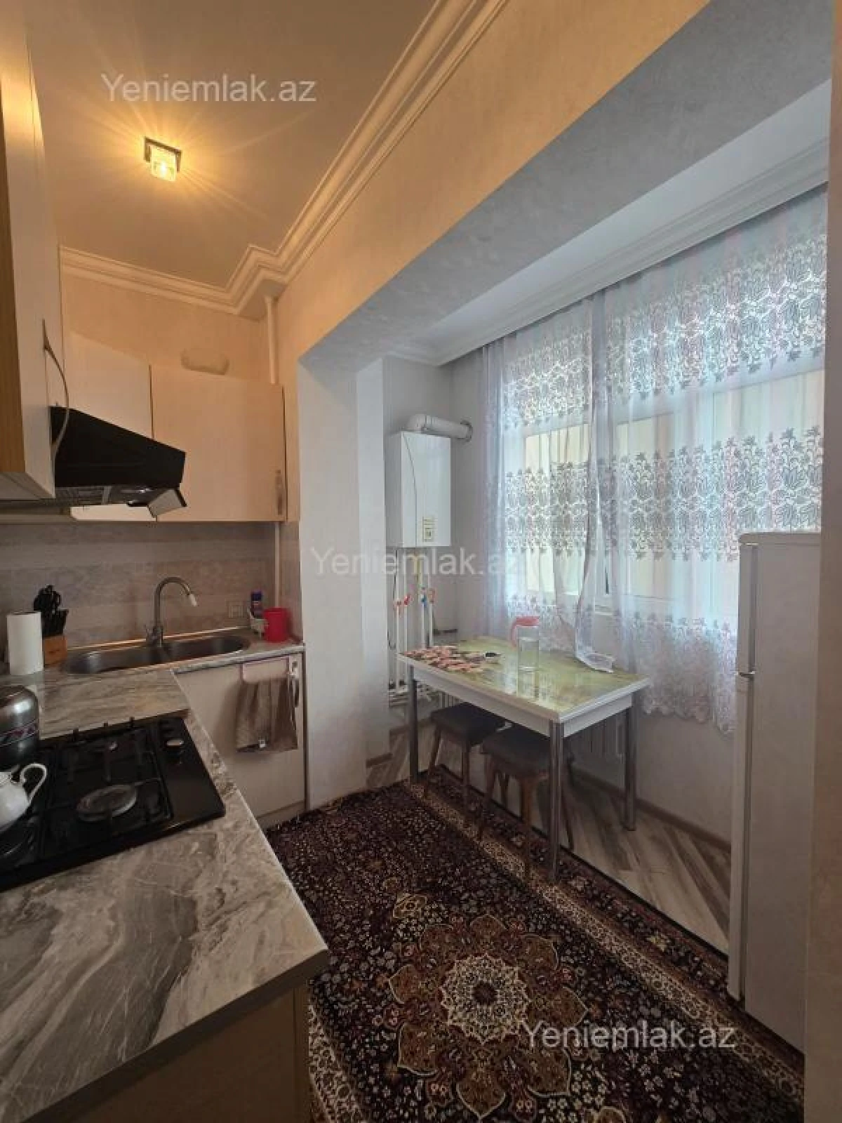 Satılır 2 otaqlı köhnə tikili 45 m²