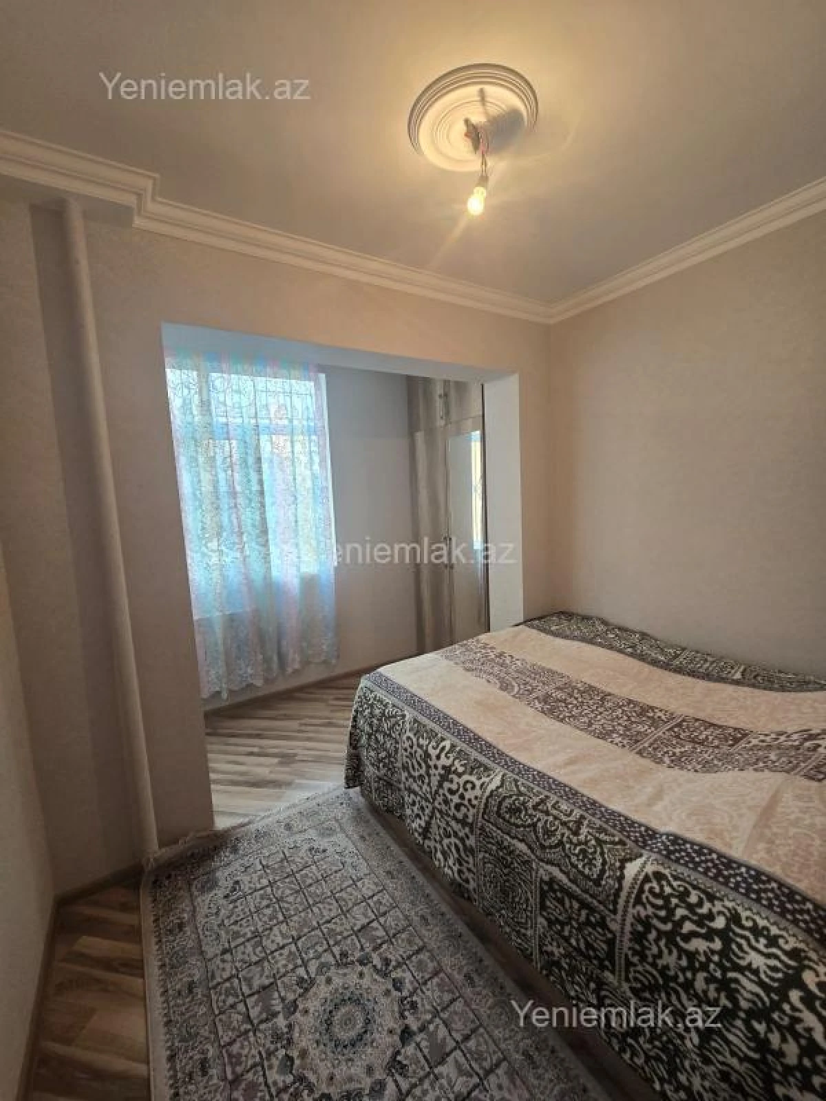 Satılır 2 otaqlı köhnə tikili 45 m²