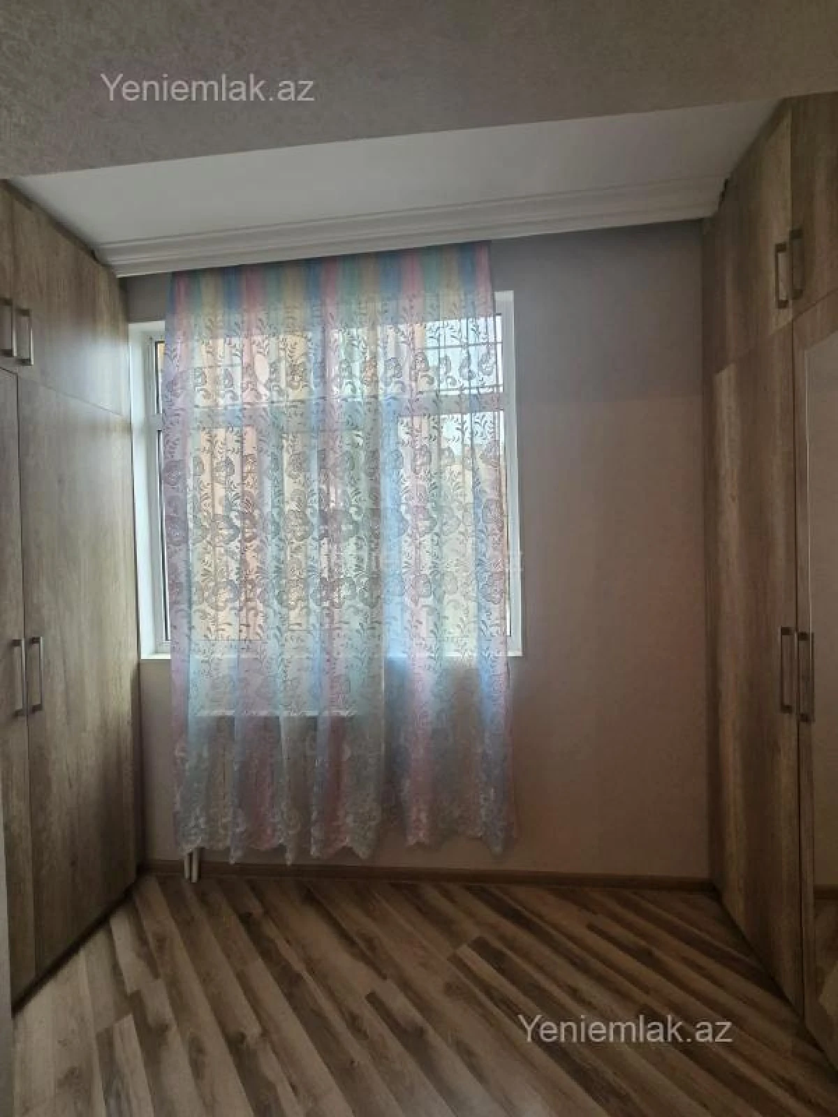 Satılır 2 otaqlı köhnə tikili 45 m²