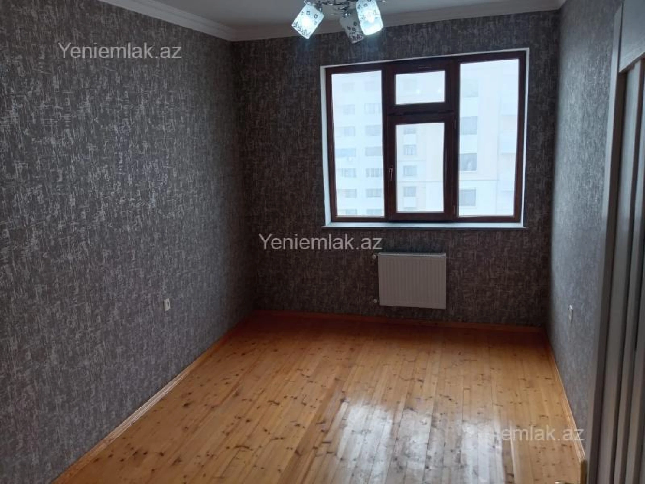 Satılır 3 otaqlı yeni tikili 160 m²