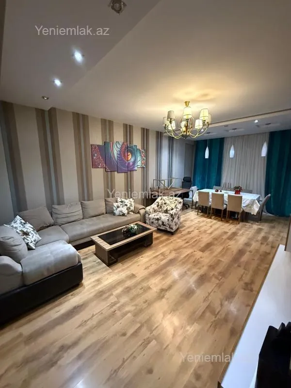 Satılır 3 otaqlı yeni tikili 134 m²