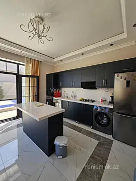 Satılır 6 otaqlı həyət evi 220 m²