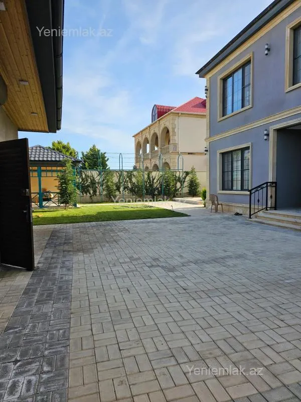 Satılır 6 otaqlı həyət evi 220 m²