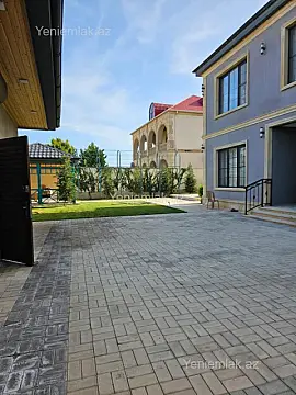 Satılır 6 otaqlı həyət evi 220 m²