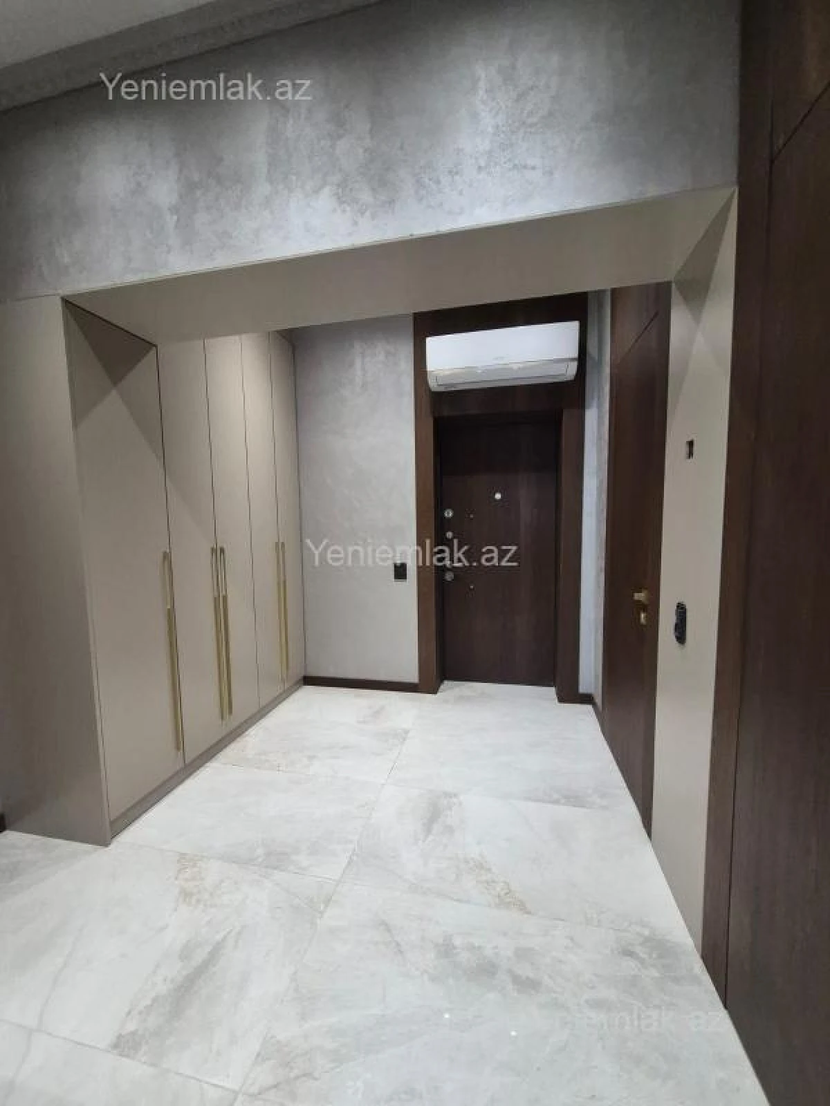 Satılır 3 otaqlı yeni tikili 91 m²