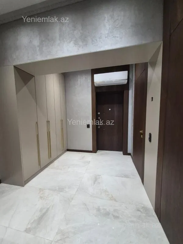 Satılır 3 otaqlı yeni tikili 91 m²