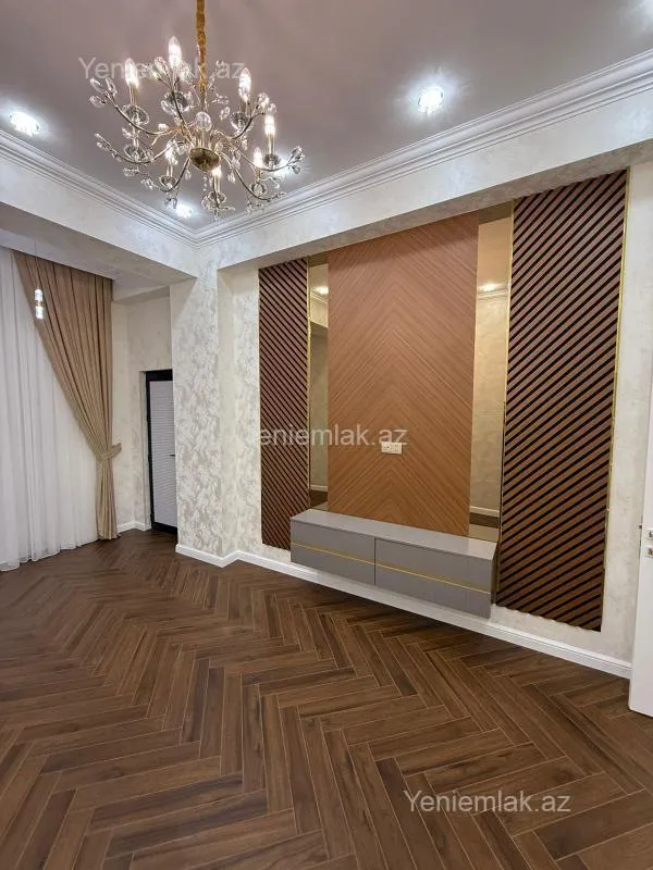 Satılır 2 otaqlı yeni tikili 74 m²