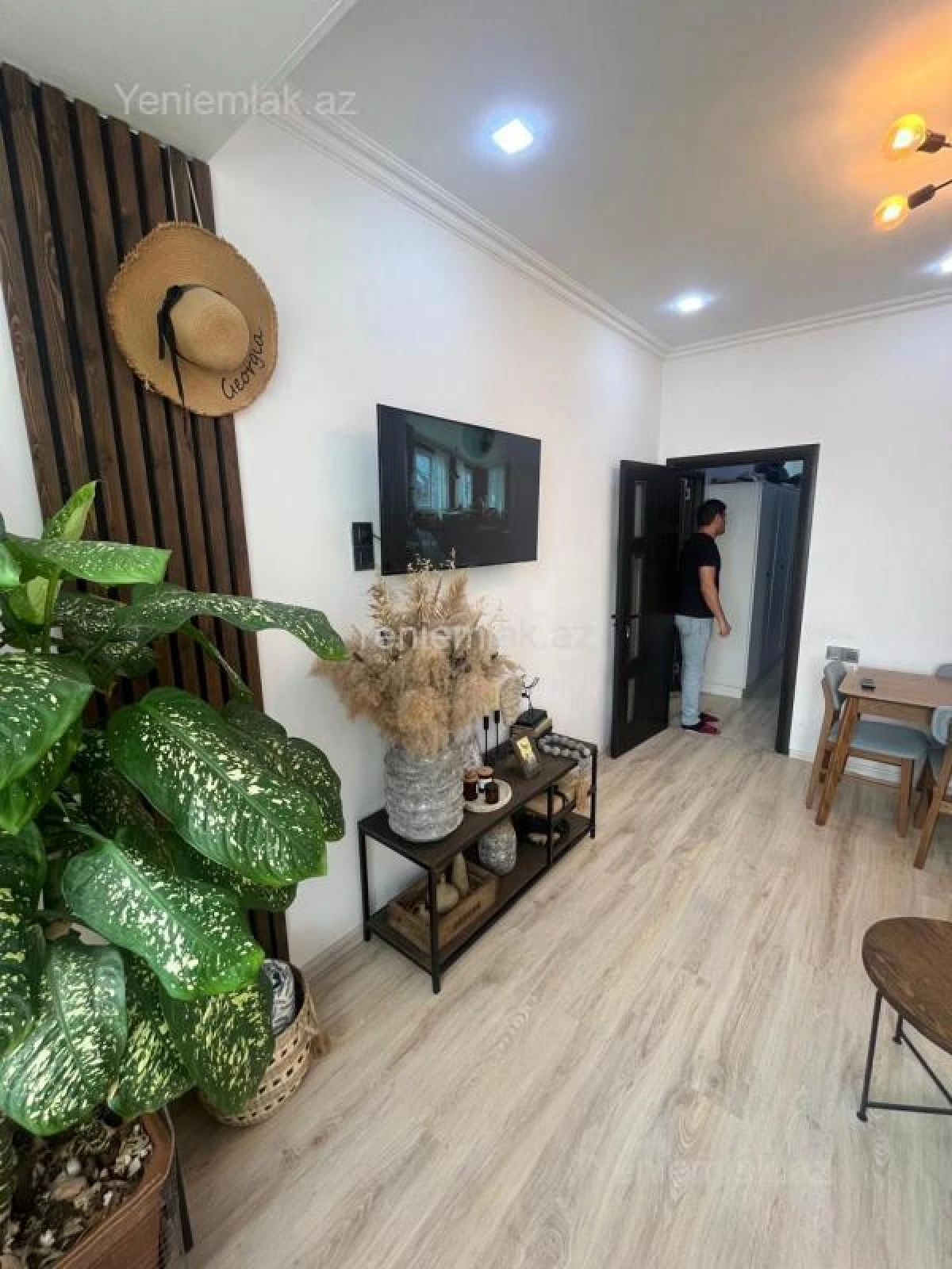 Satılır 2 otaqlı yeni tikili 53 m²