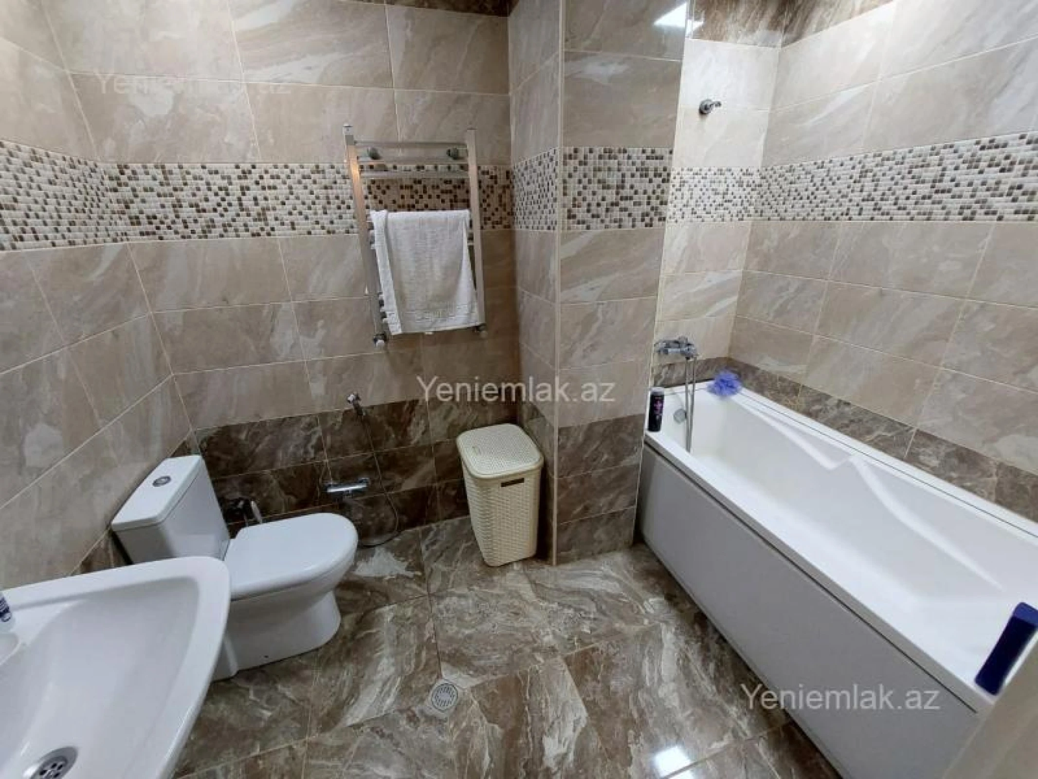 Satılır 3 otaqlı yeni tikili 117 m²