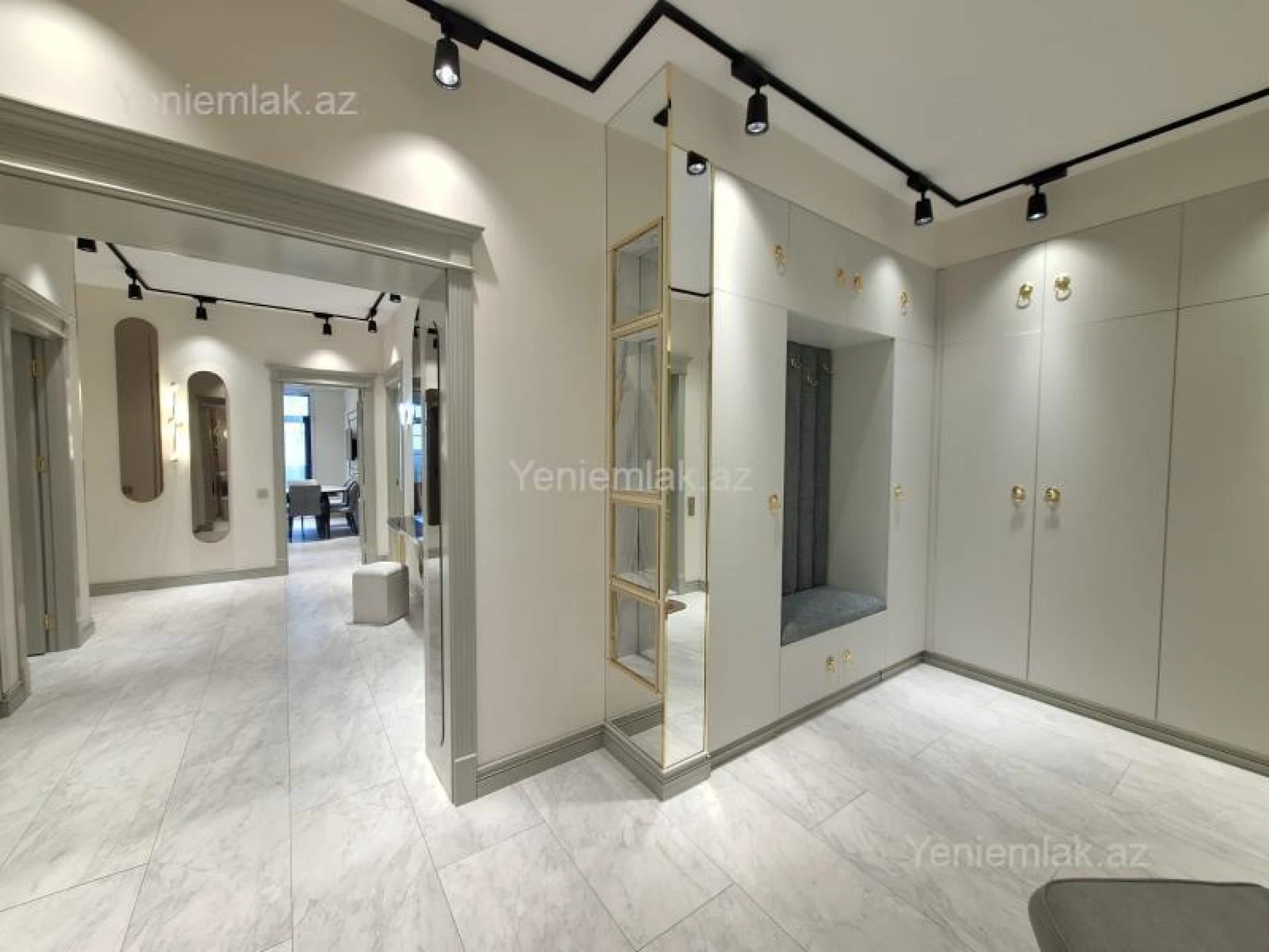 Satılır 5 otaqlı yeni tikili 183 m²