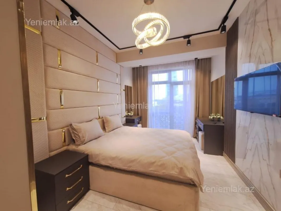 Satılır 5 otaqlı yeni tikili 183 m²