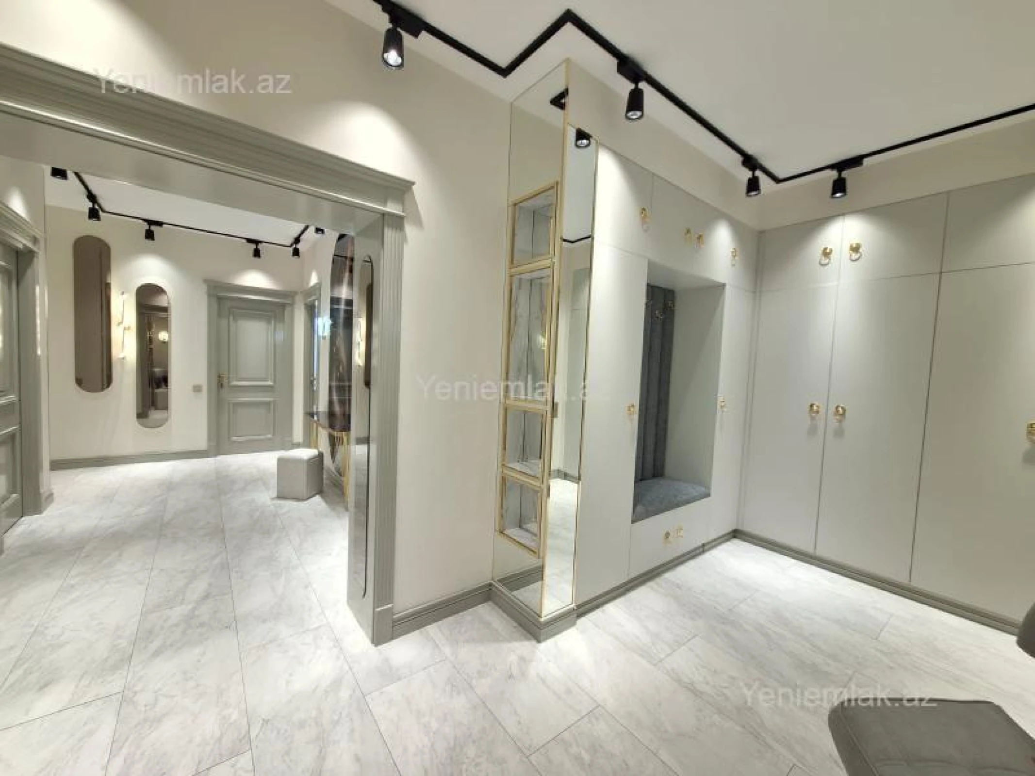 Satılır 5 otaqlı yeni tikili 183 m²