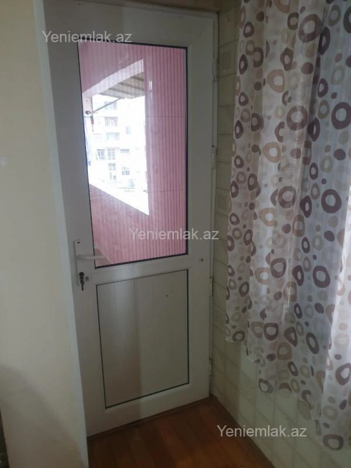 Satılır 2 otaqlı köhnə tikili 51 m²