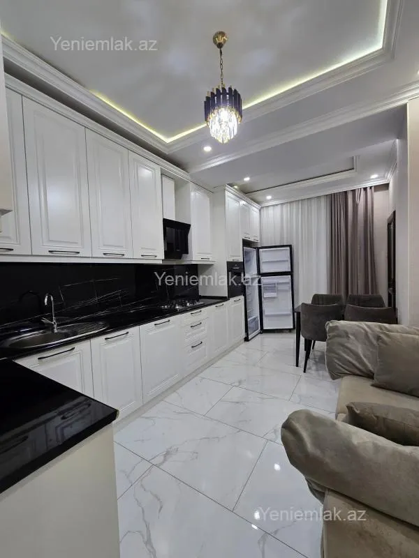 Satılır 2 otaqlı yeni tikili 80 m²