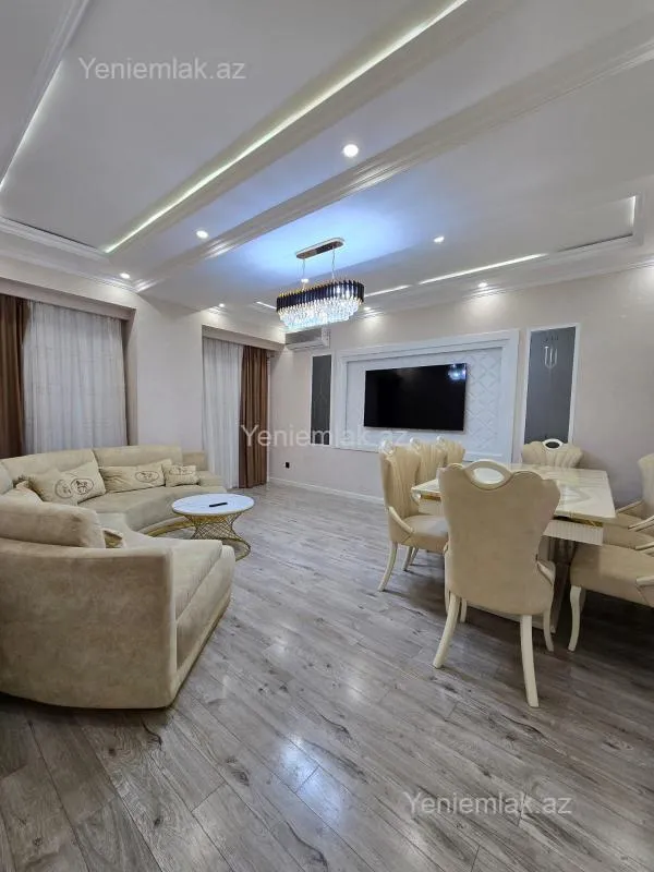 Satılır 2 otaqlı yeni tikili 80 m²