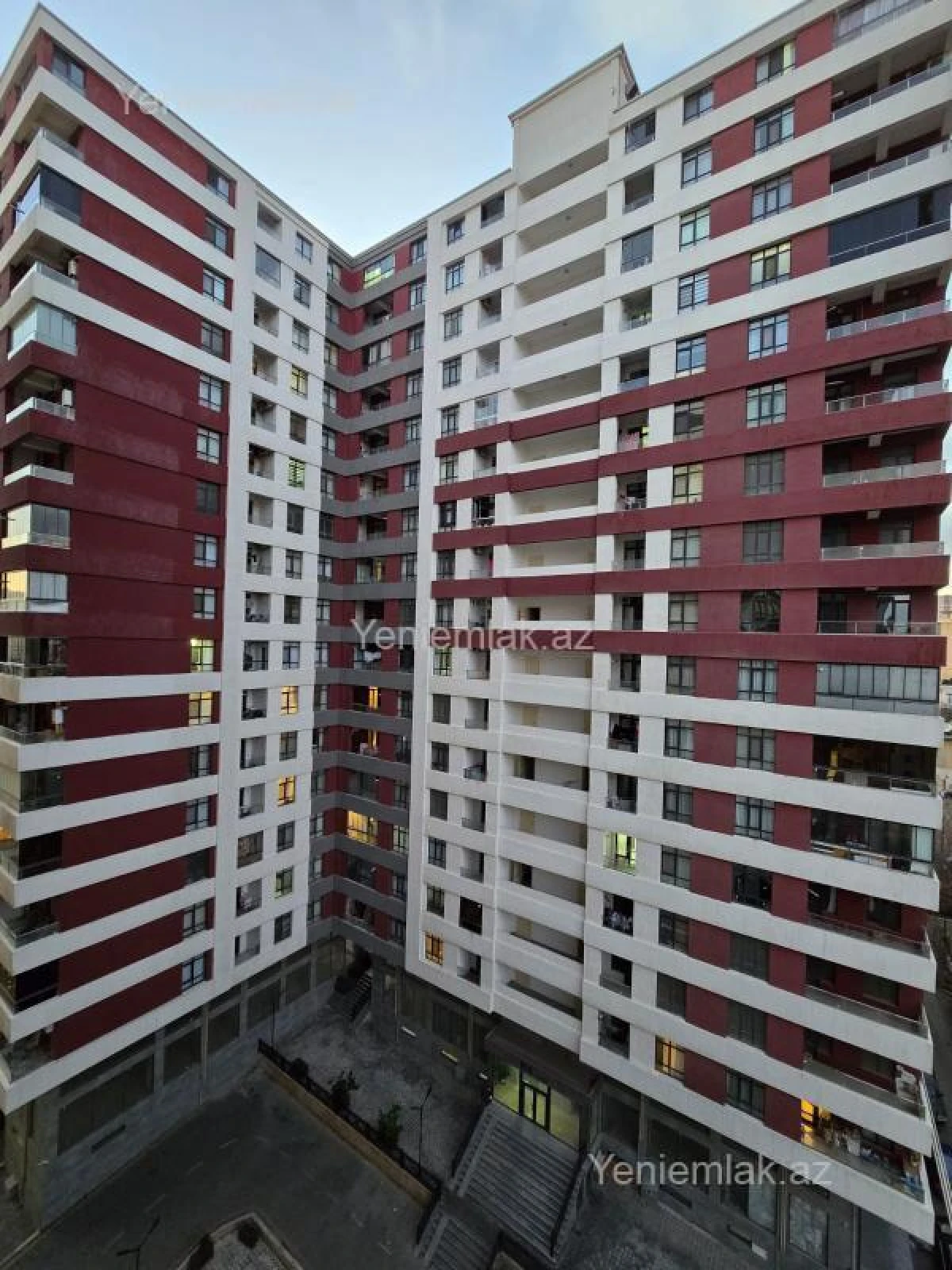 Satılır 2 otaqlı yeni tikili 80 m²