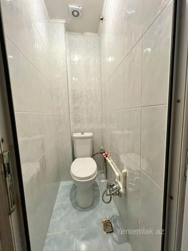 Satılır 3 otaqlı köhnə tikili 60 m²