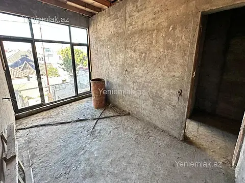 Satılır 4 otaqlı həyət evi 161 m²