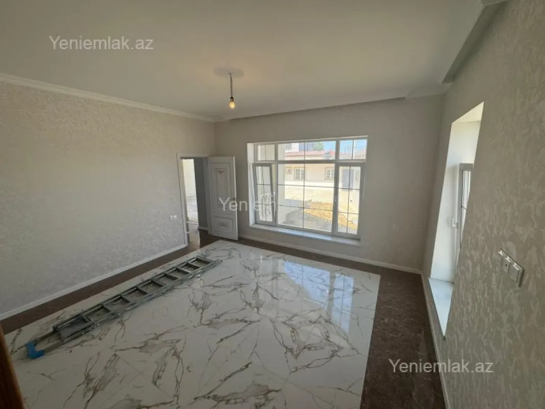 Satılır 4 otaqlı həyət evi 150 m²