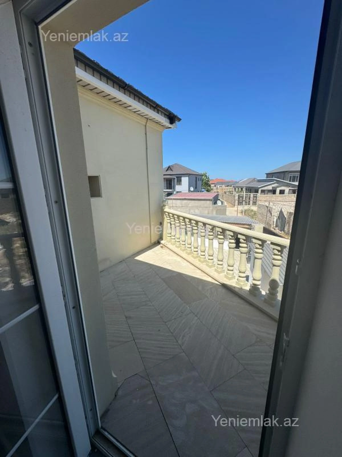 Satılır 4 otaqlı həyət evi 150 m²