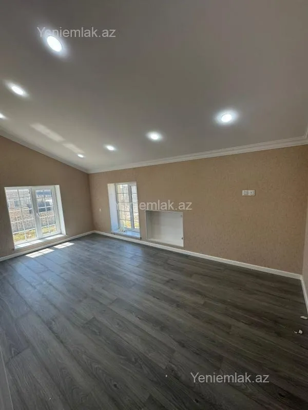 Satılır 4 otaqlı həyət evi 150 m²