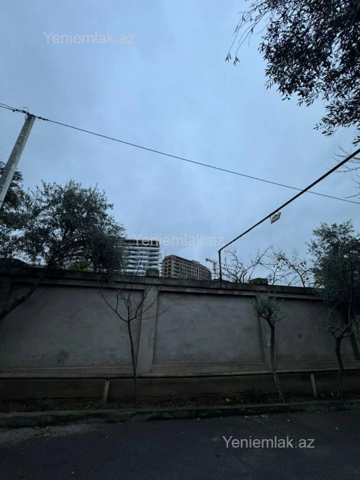 Satılır 5 otaqlı həyət evi 360 m²