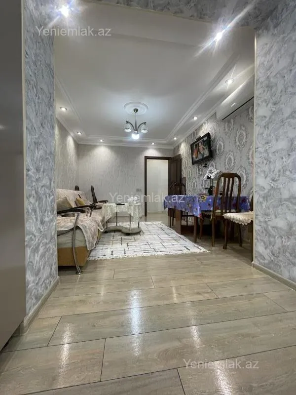 Satılır 2 otaqlı köhnə tikili 47 m²