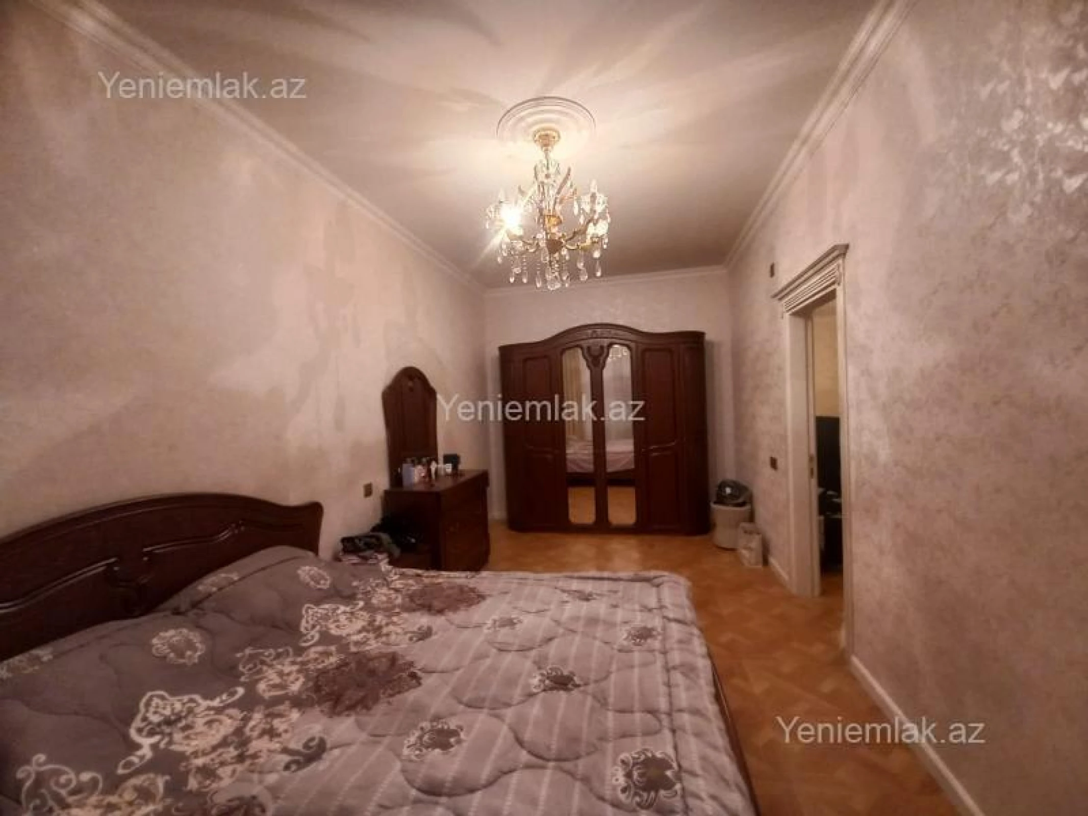 Satılır 3 otaqlı yeni tikili 128 m²