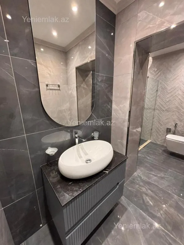 Satılır 2 otaqlı yeni tikili 68 m²