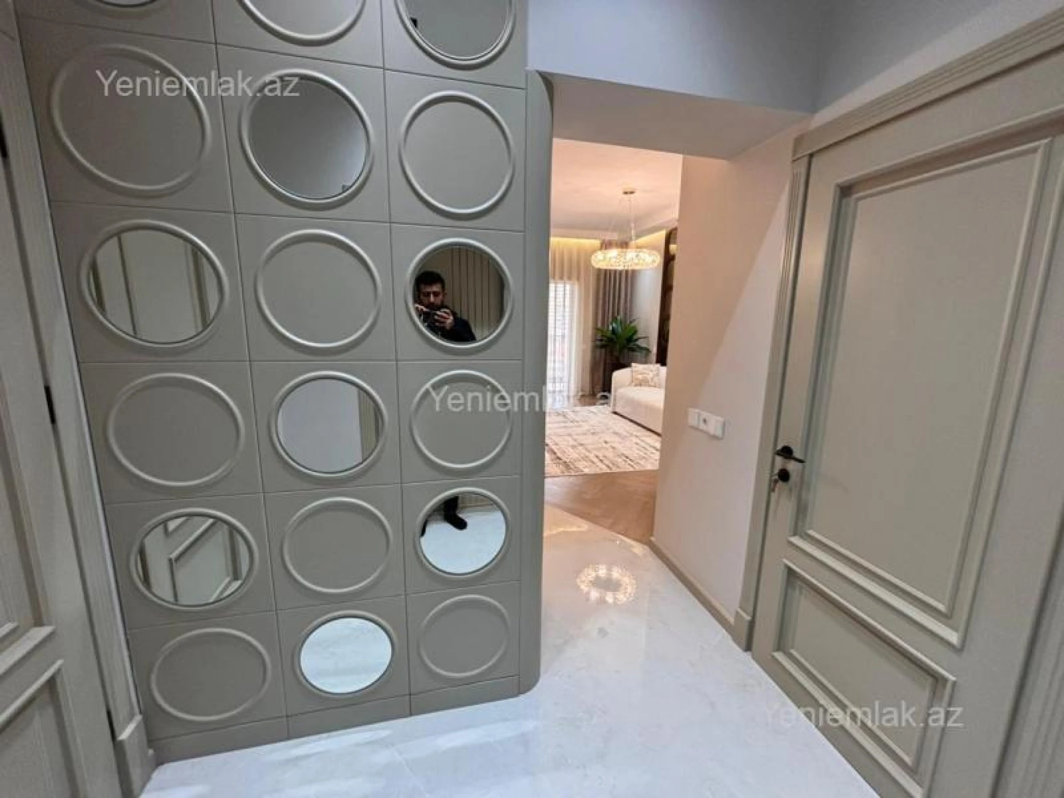 Satılır 2 otaqlı yeni tikili 68 m²