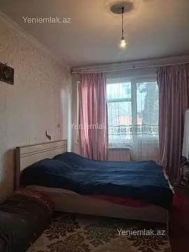 Satılır 3 otaqlı köhnə tikili 74 m²