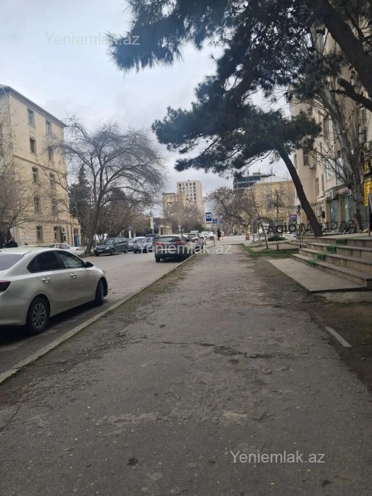 Satılır 3 otaqlı köhnə tikili 74 m²