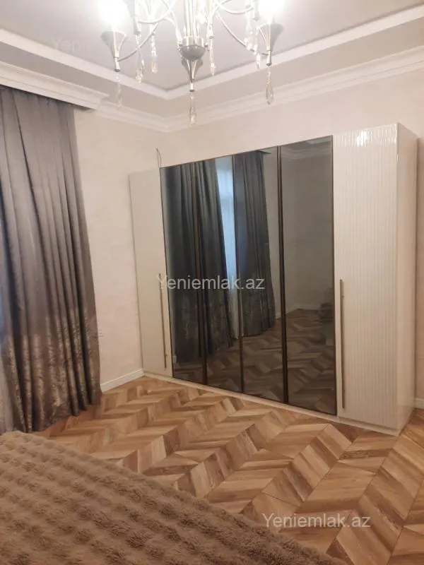 Satılır 3 otaqlı həyət evi 150 m²