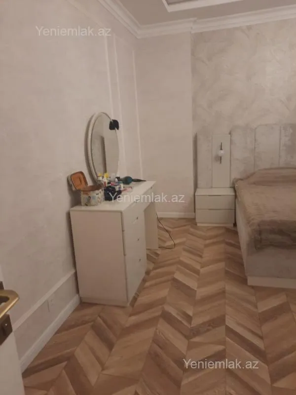 Satılır 3 otaqlı həyət evi 150 m²