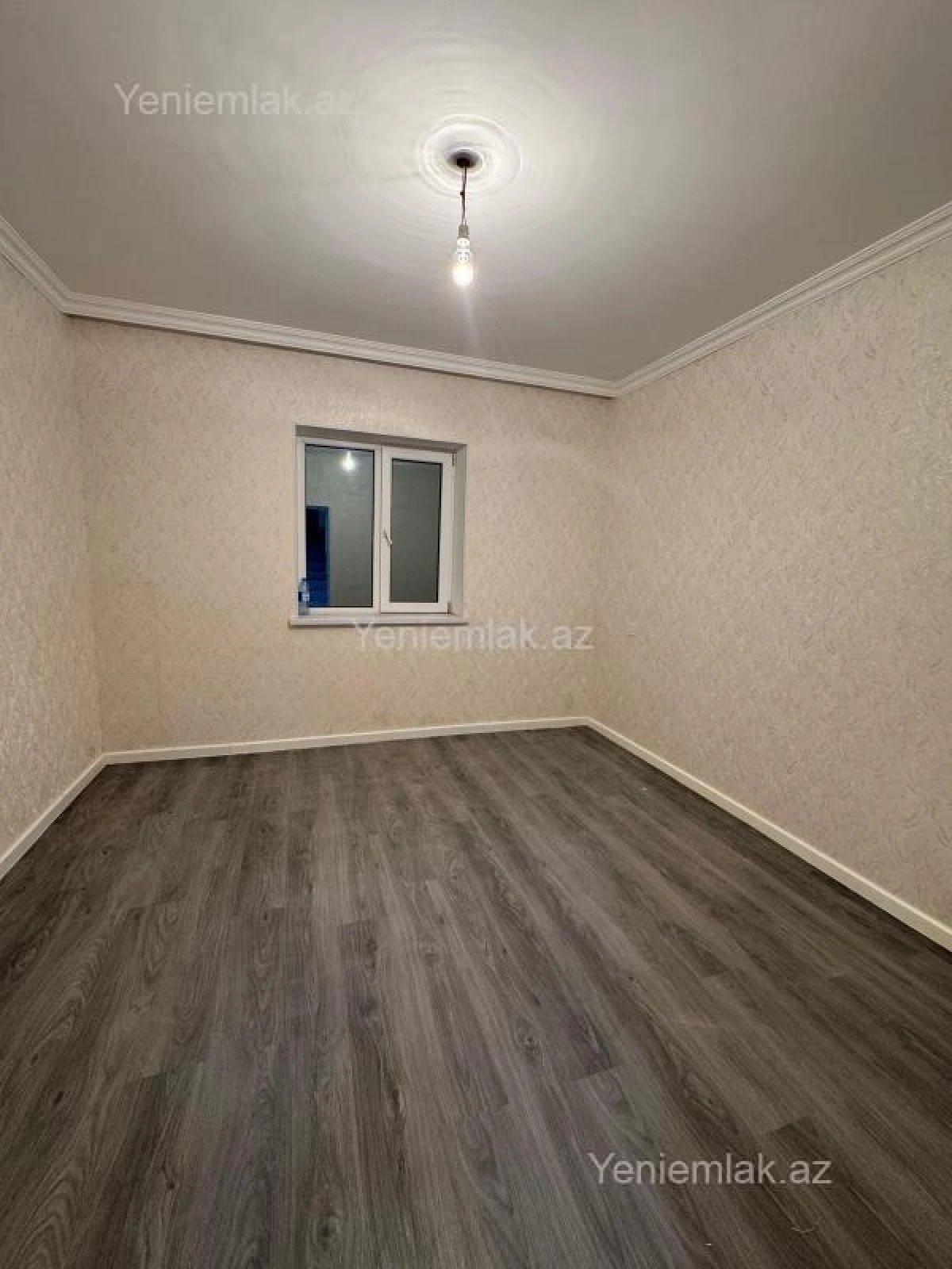 Satılır 6 otaqlı həyət evi 250 m²
