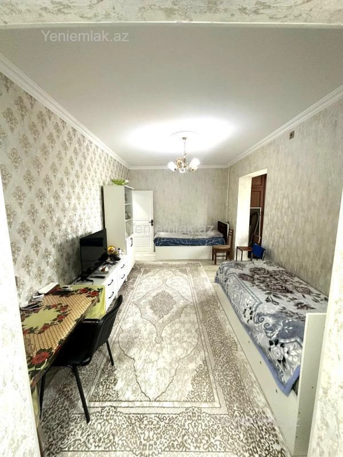 Kirayə verilir 2 otaqlı köhnə tikili 42 m²