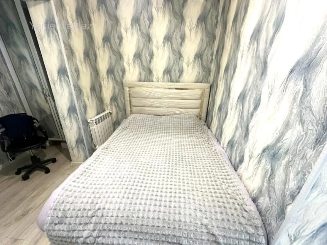 Kirayə verilir 2 otaqlı köhnə tikili 42 m²