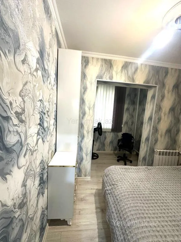 Kirayə verilir 2 otaqlı köhnə tikili 42 m²