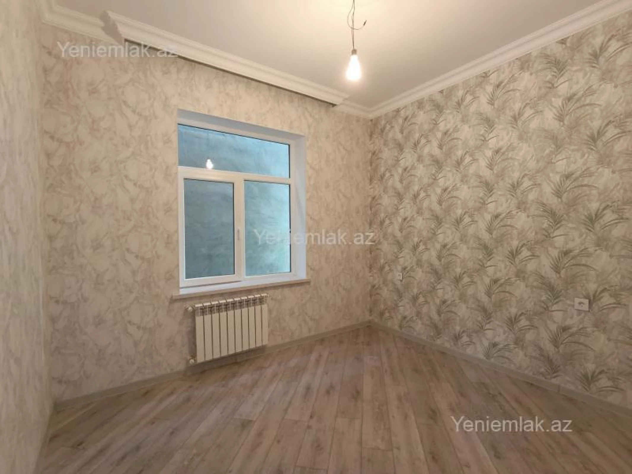 Satılır 8 otaqlı həyət evi 218 m²