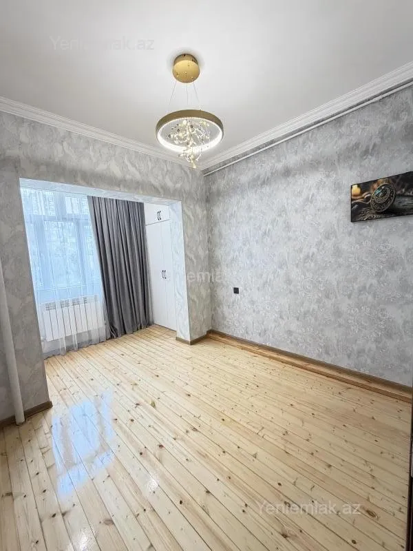 Satılır 1 otaqlı köhnə tikili 40 m²