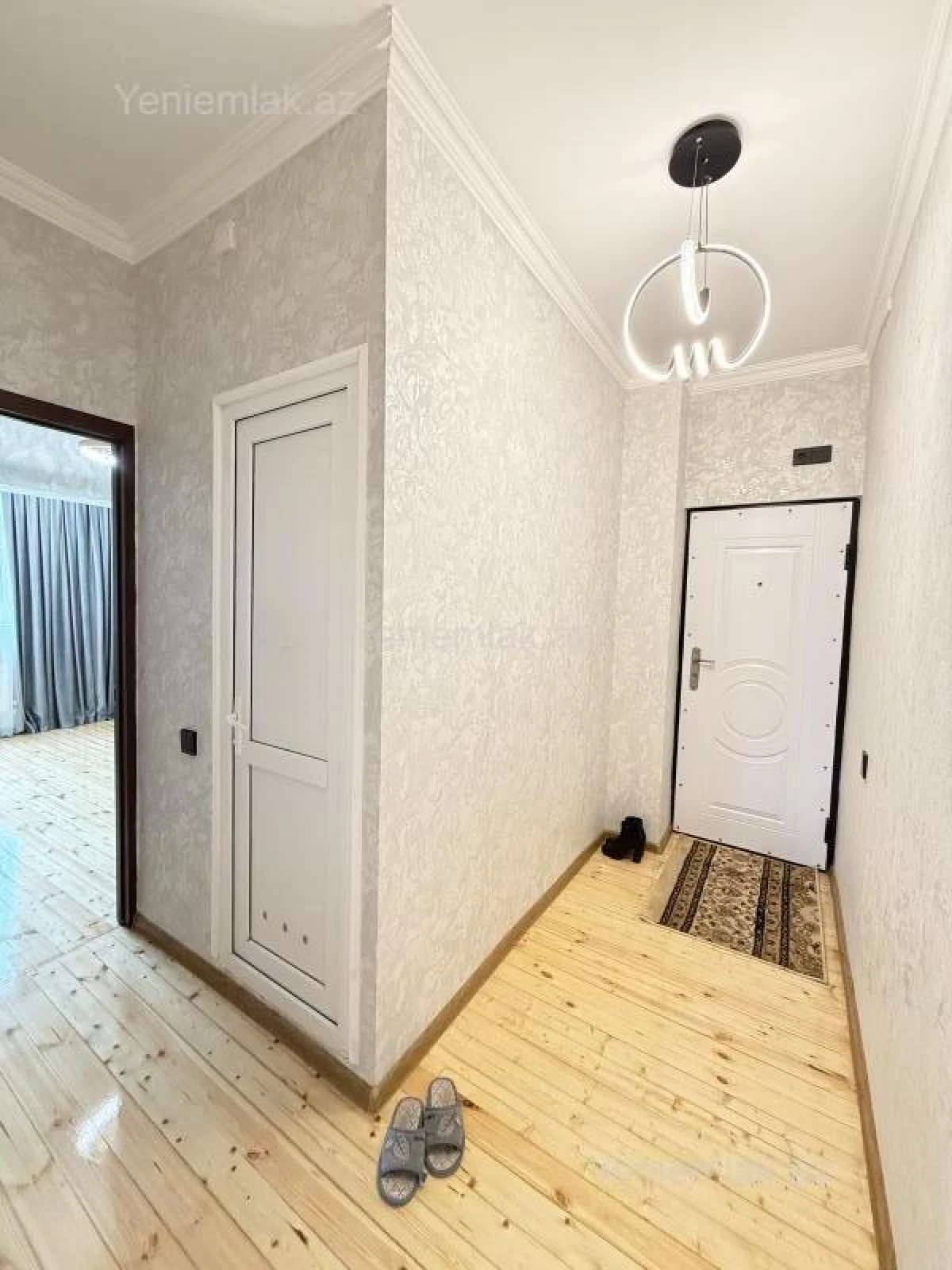 Satılır 1 otaqlı köhnə tikili 40 m²