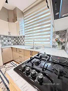 Satılır 1 otaqlı köhnə tikili 40 m²