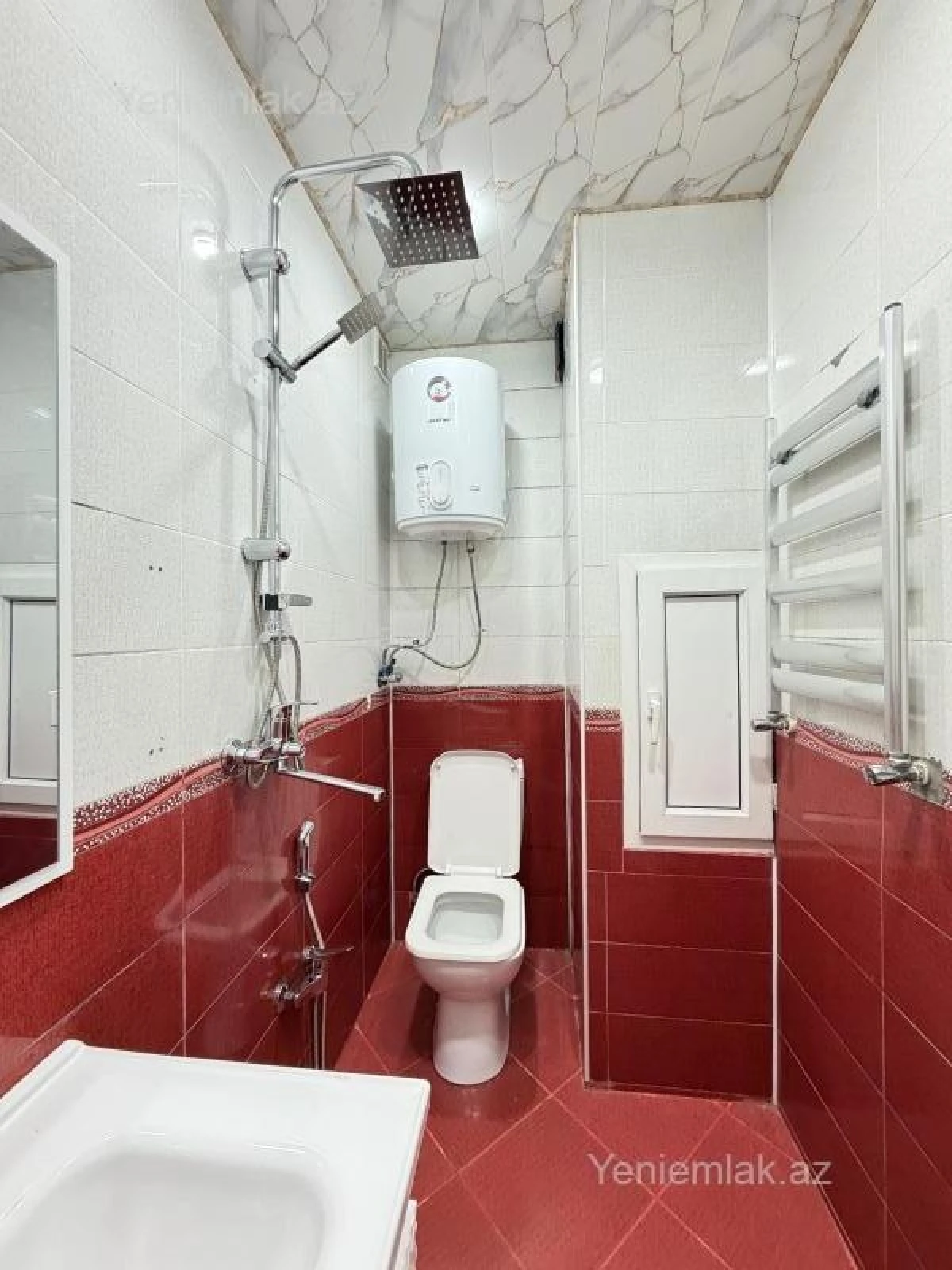 Satılır 1 otaqlı köhnə tikili 40 m²