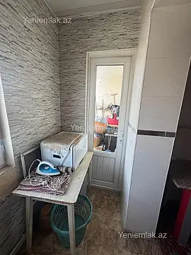 Satılır 3 otaqlı köhnə tikili 85 m²